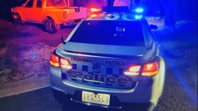 Photo of Policija odaje počast jednom od poslednjih patrolnih automobila na autoputu Holden Commodore SS